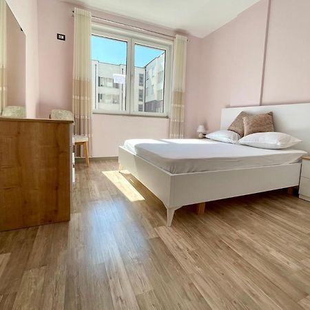 Modern & Cozy Apartment Τίρανα Εξωτερικό φωτογραφία